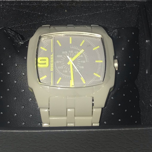 Diesel Other - Gray and yellow Diesel watch